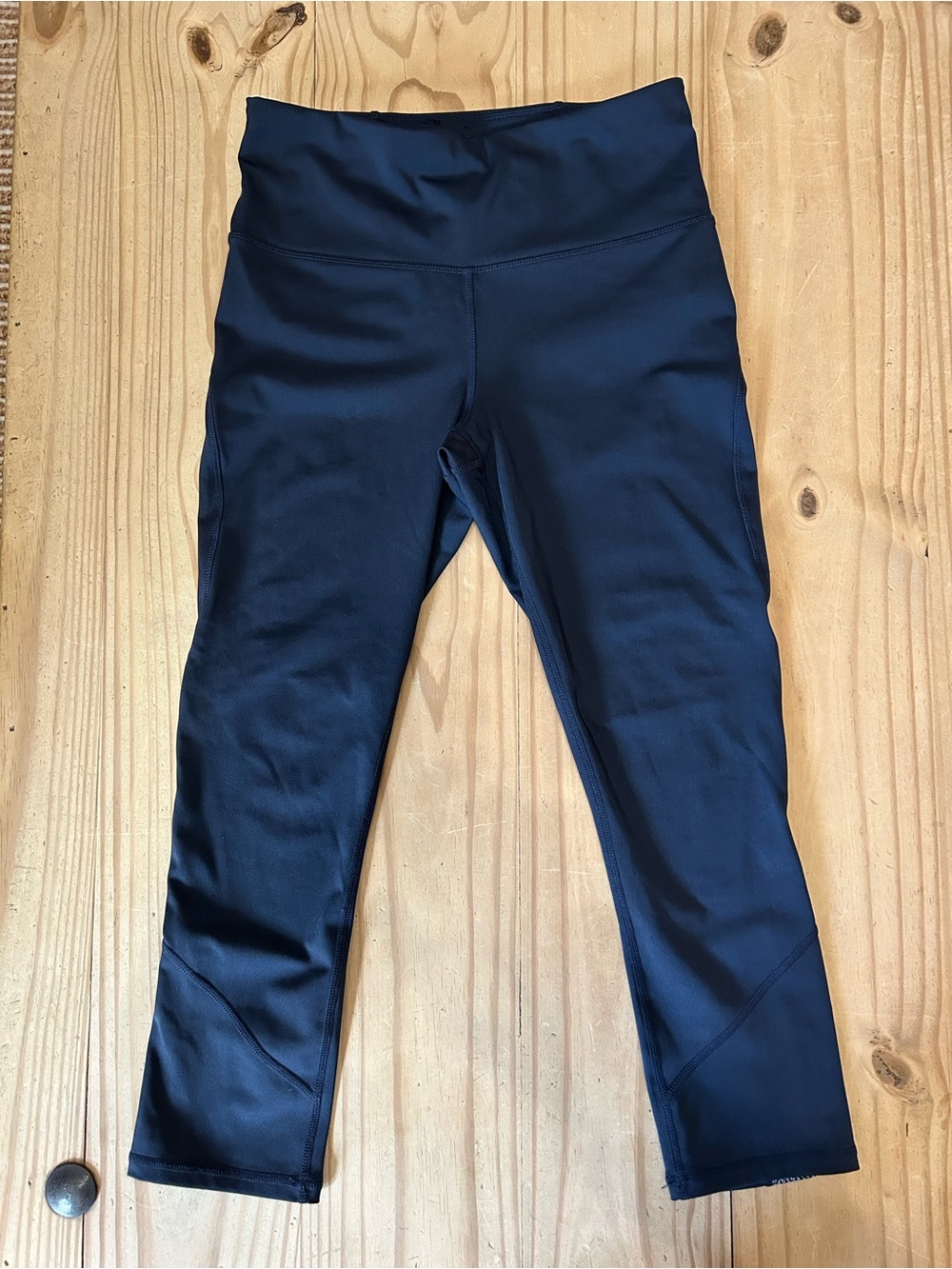 Kirkland Signature Women’s Navy Blue Active Leggings
